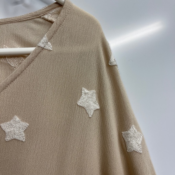 STORIA Embroidered Stars Ruffle Trip Romper Sz‎ Small - Picture 4 of 11